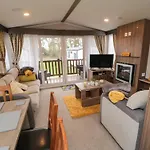 Casa Cayton